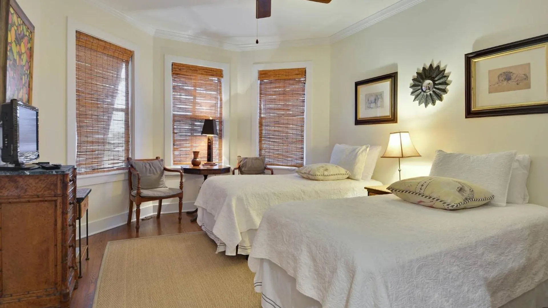 Amelia By Avantstay In Historic Old Town W Pool
