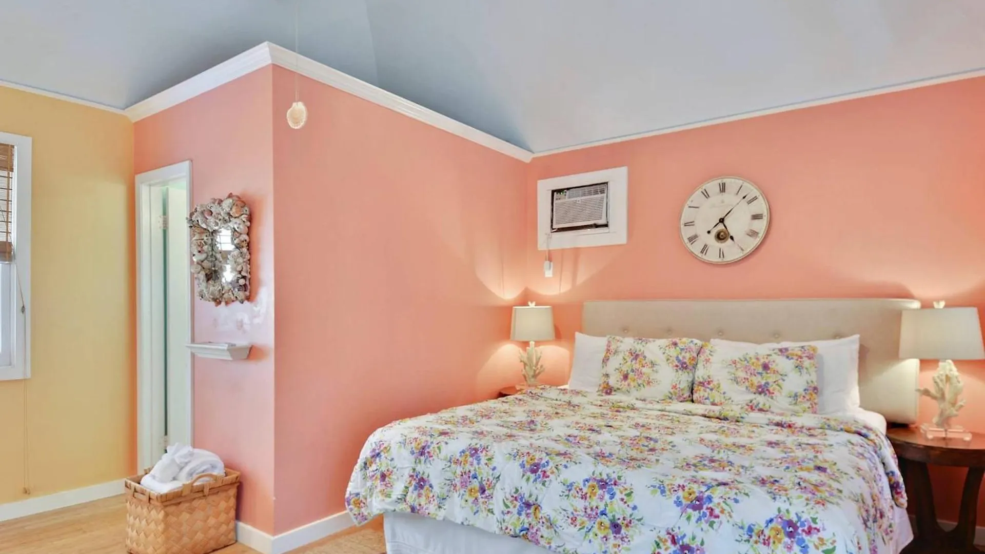 Tranquility By Avantstay Close To Duval St W Bbq Shared Pool 펜션 *