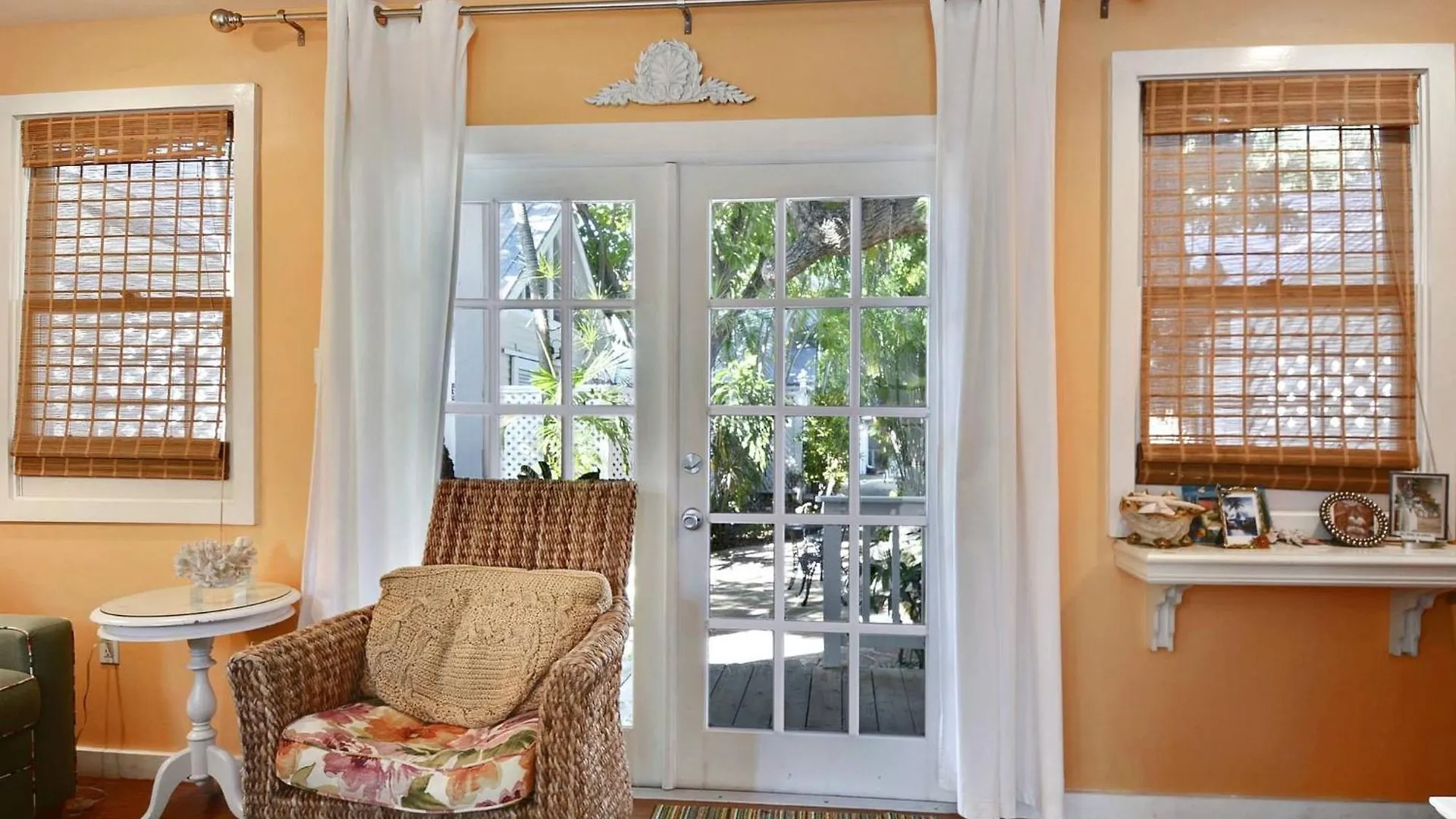 펜션 Tranquility By Avantstay Close To Duval St W Bbq Shared Pool 키웨스트