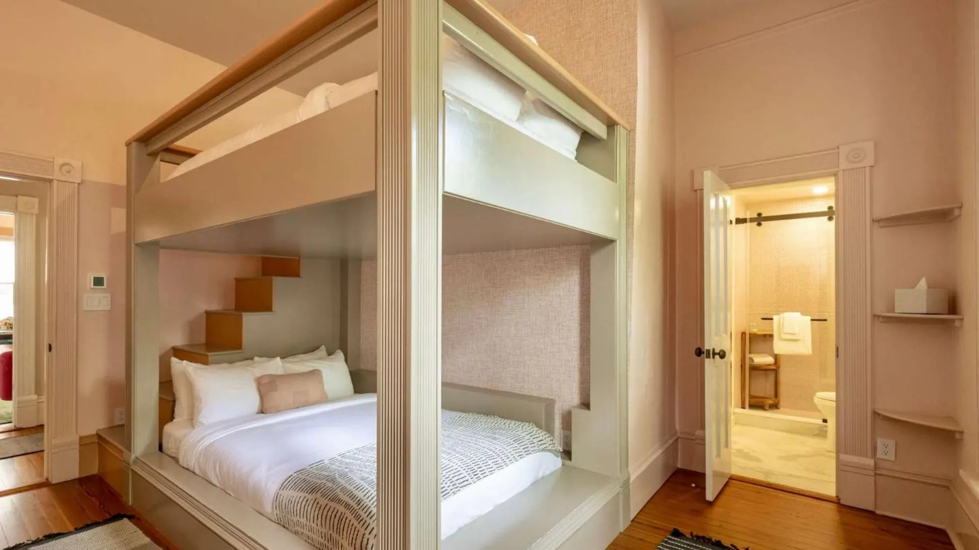 Inn Bunk At The Grand Maloney Key West