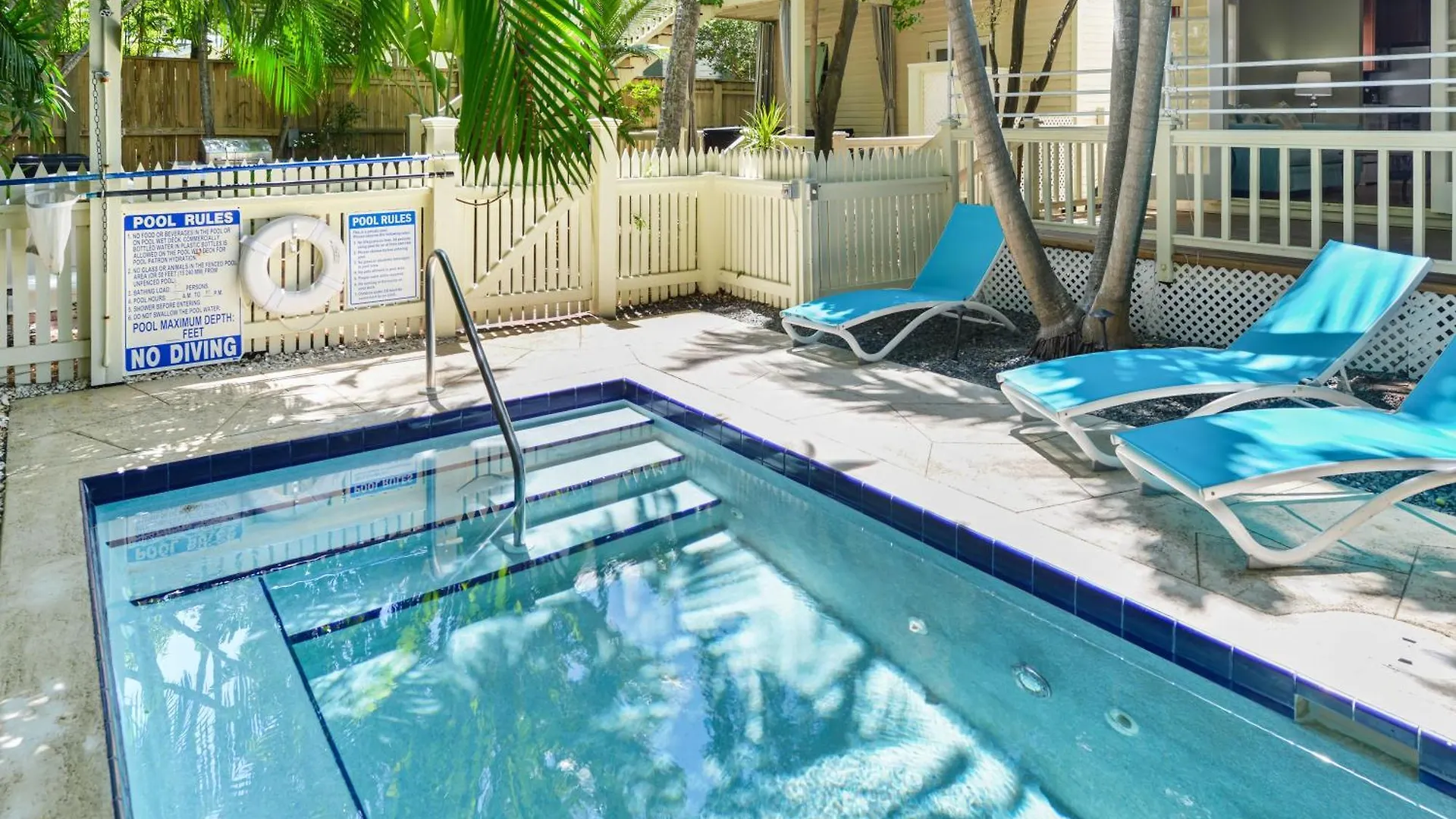 Apartmán Poolside Hide-away Palm Gardens