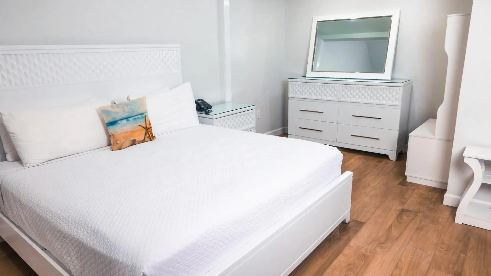 Hotel The Palms 3*