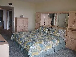 1800 Atlantic Apartment