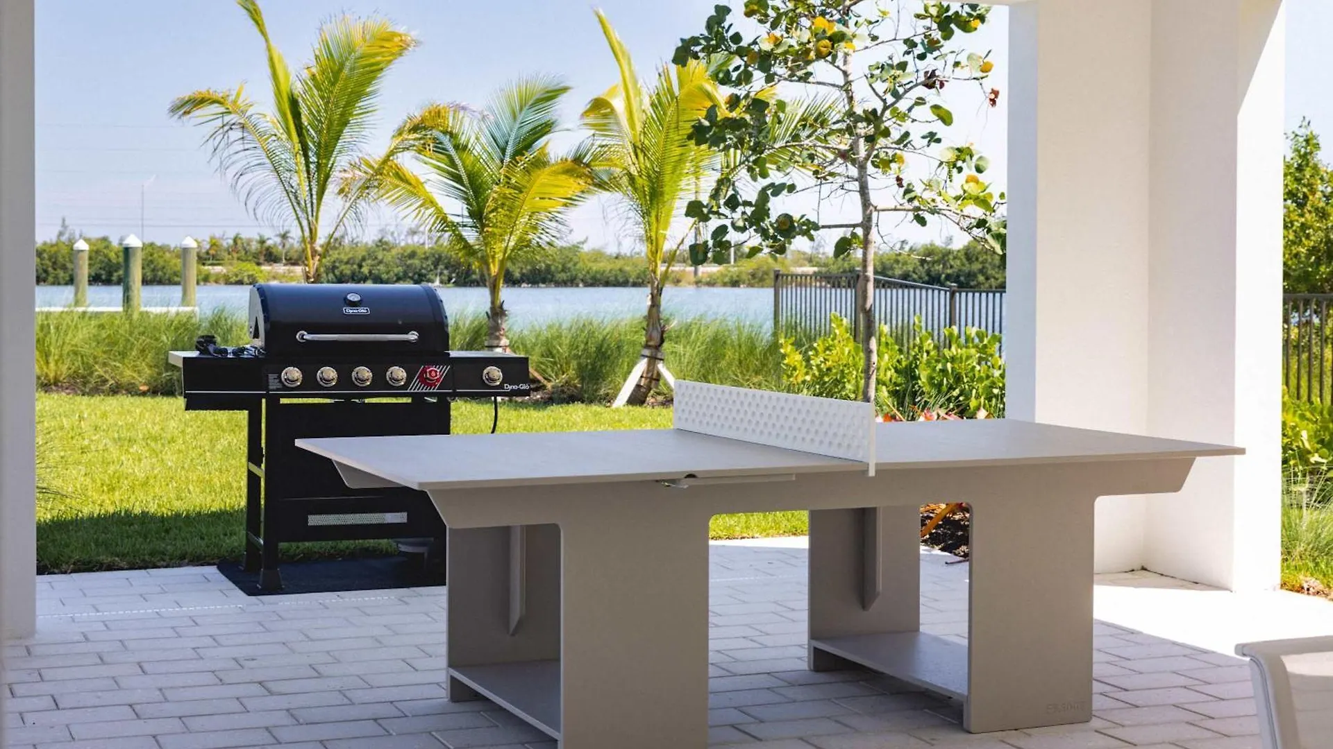 Waterfront Luxury - Tidelands House