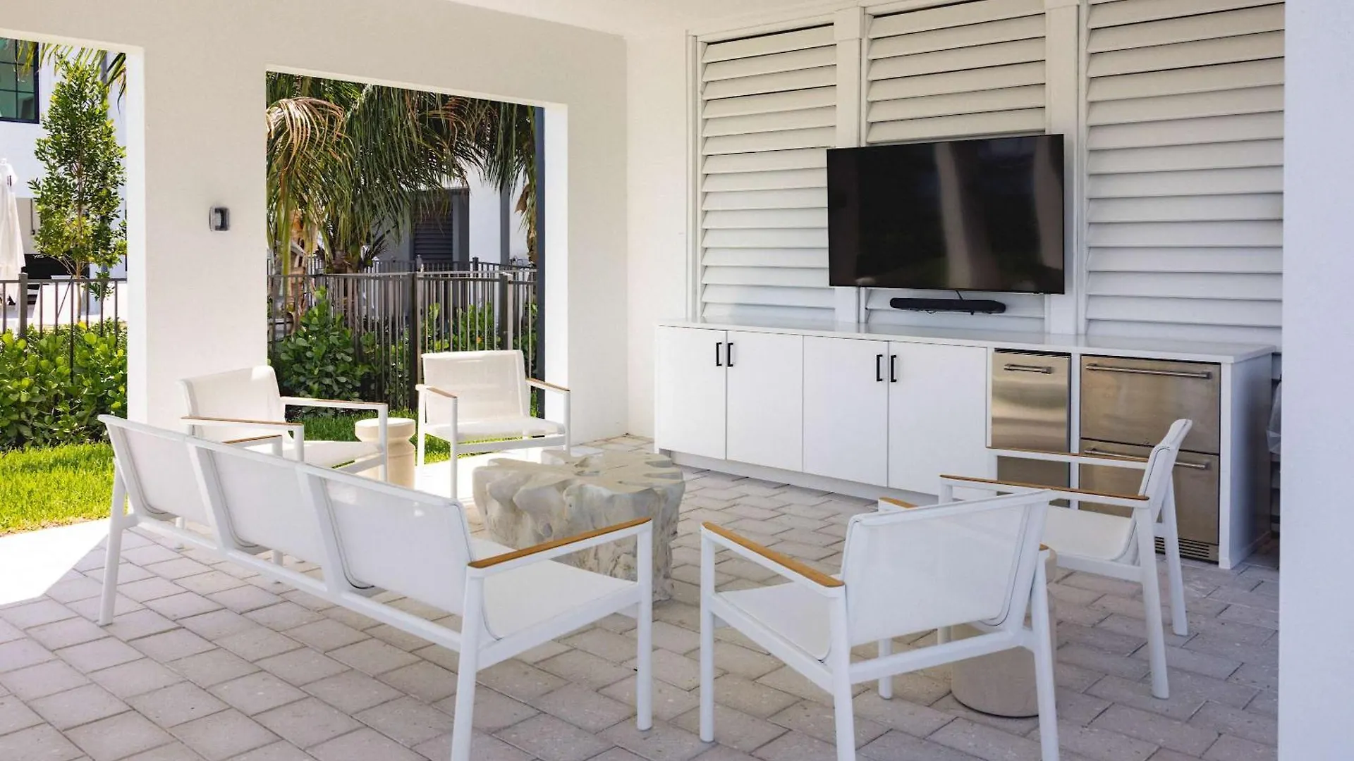 Waterfront Luxury - Tidelands House * Key West