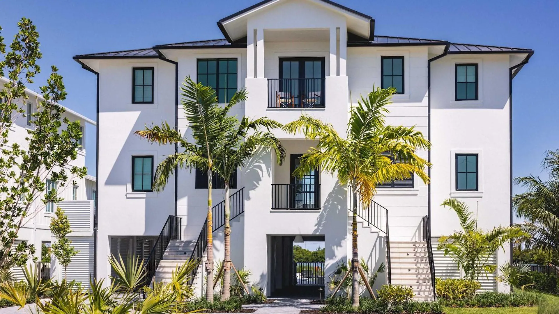 Waterfront Luxury - Tidelands House *