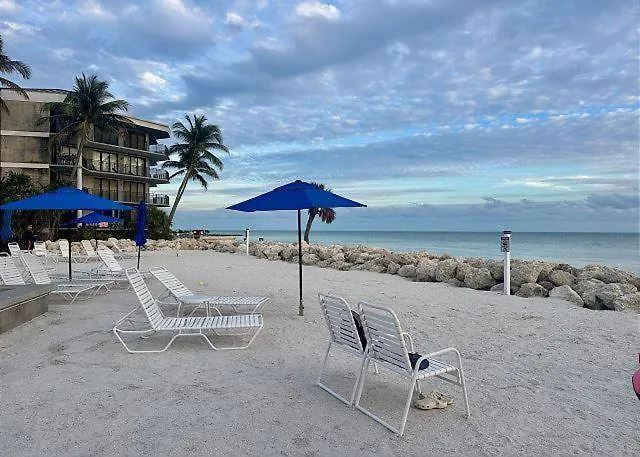 Meyers Island Oasis On Atlantic Nyaraló Key West