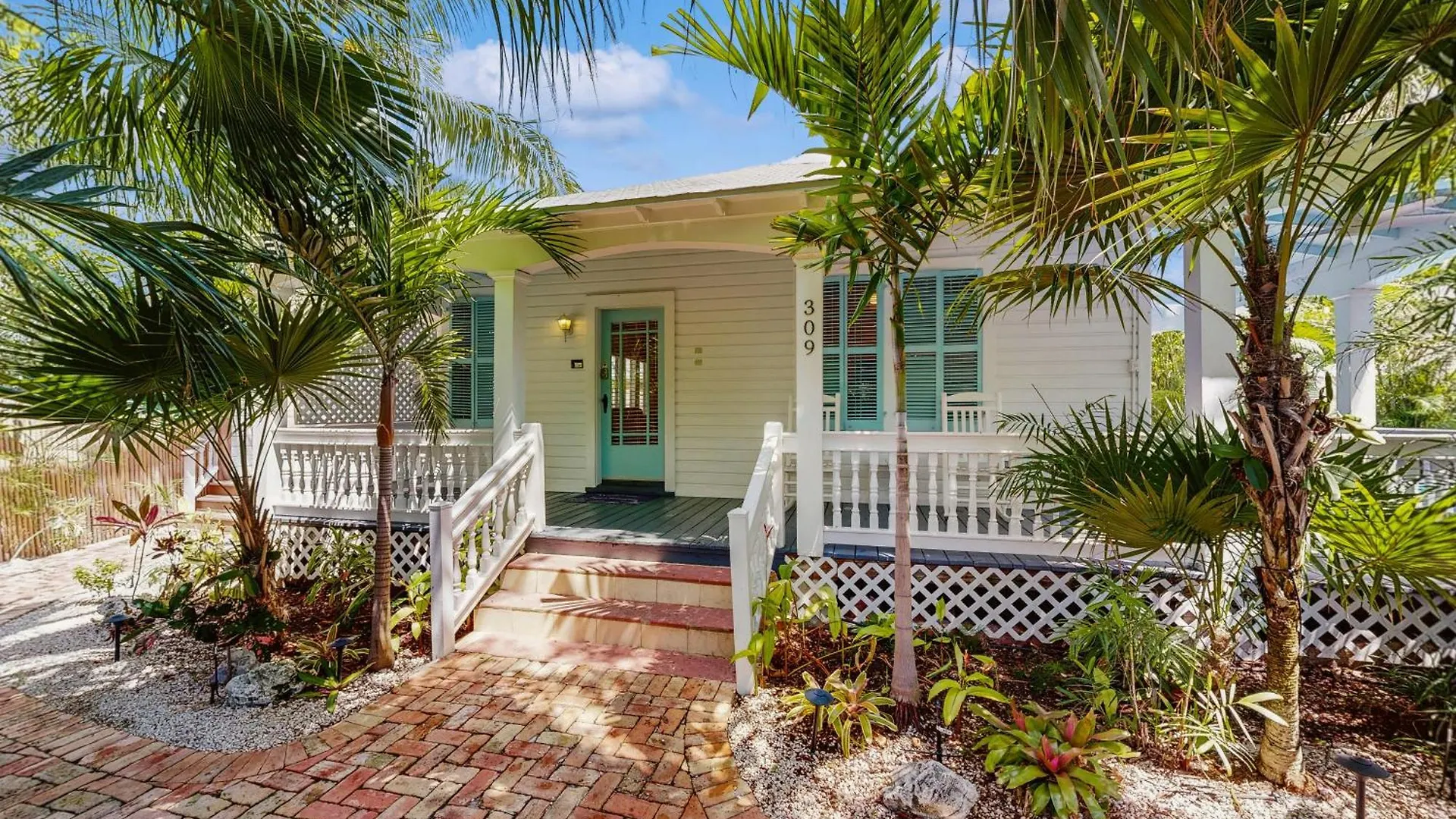 Papa's Hideaway Apartmán