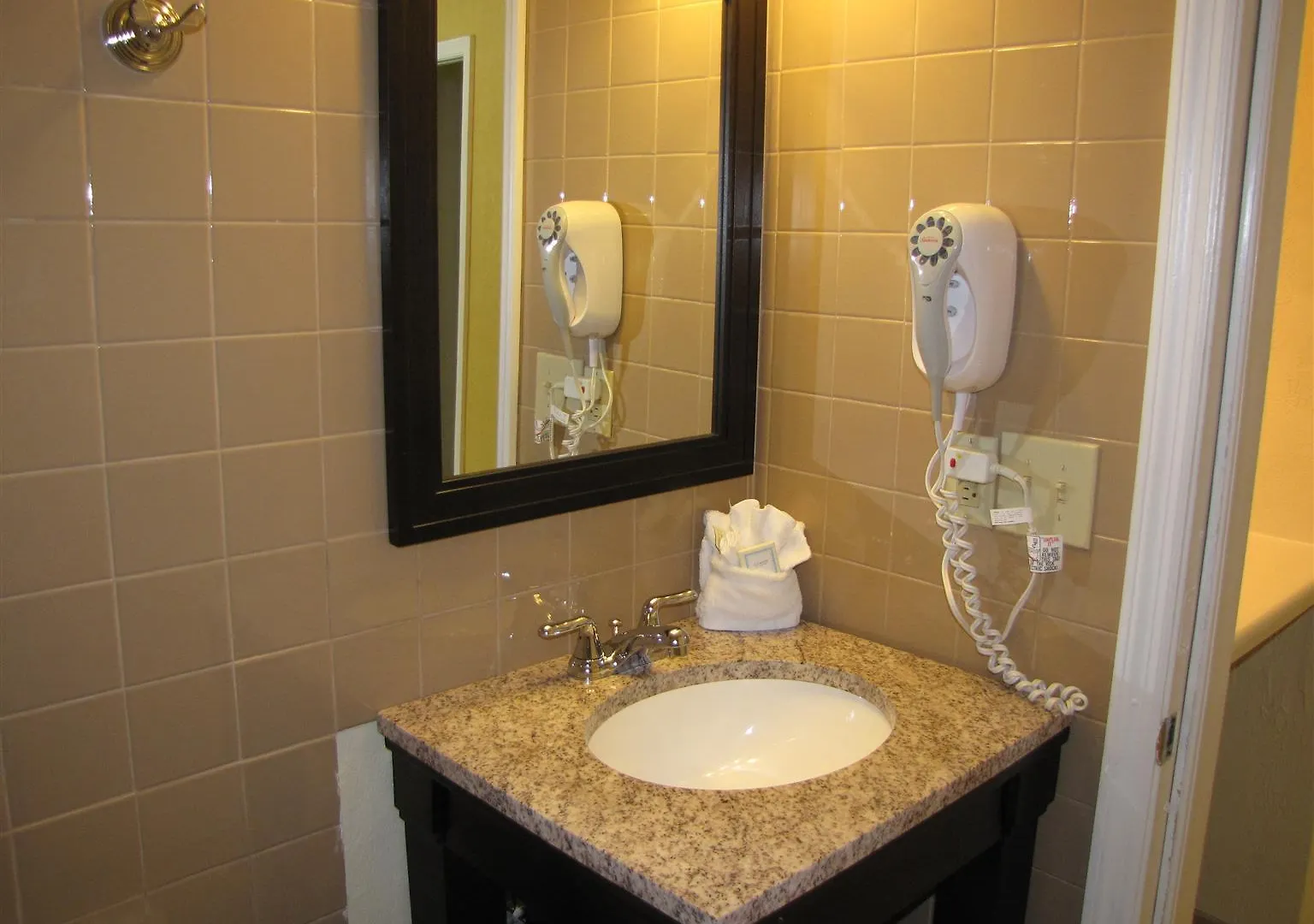 Szálloda Best Western Hibiscus 3*