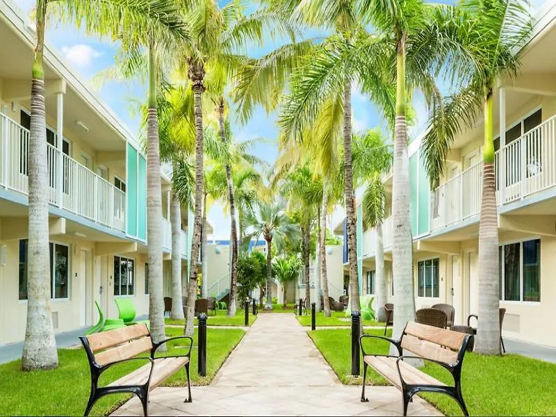 Fairfield & By Marriott At The Keys Collection Hotel Key West