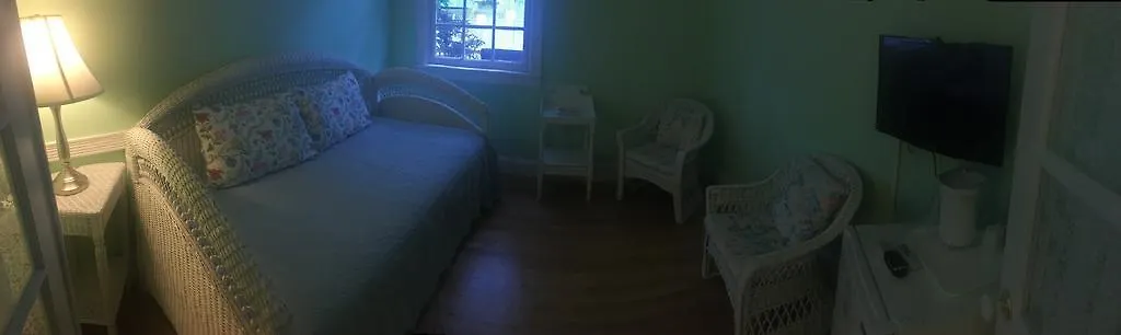 Bed & Breakfast Amsterdam's Curry Mansion Key West