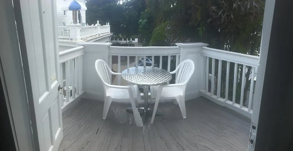 Amsterdam's Curry Mansion Bed & Breakfast Key West