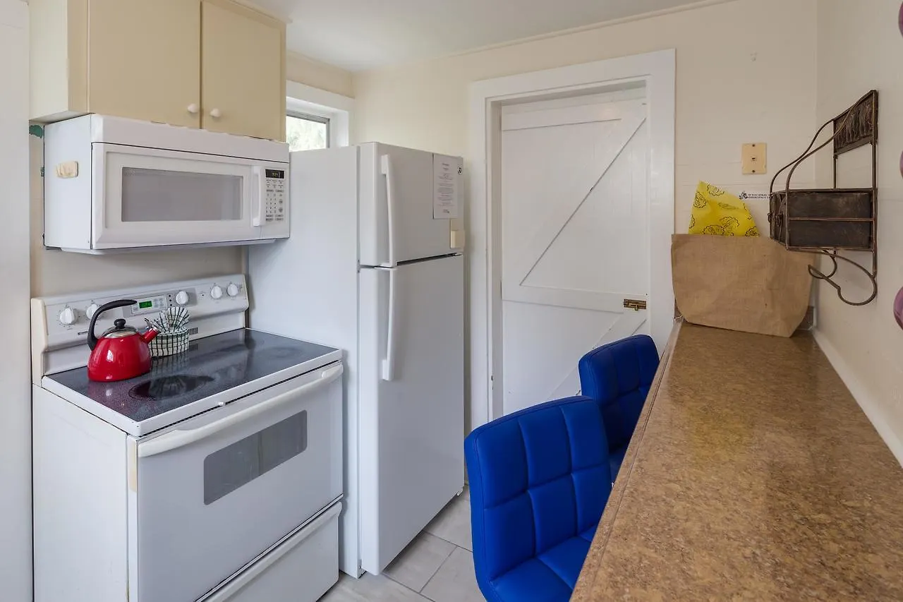 Leeward Isle Holiday home *