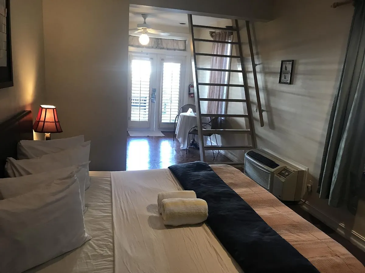 New Orleans House - Gay Male Adult קי וסט