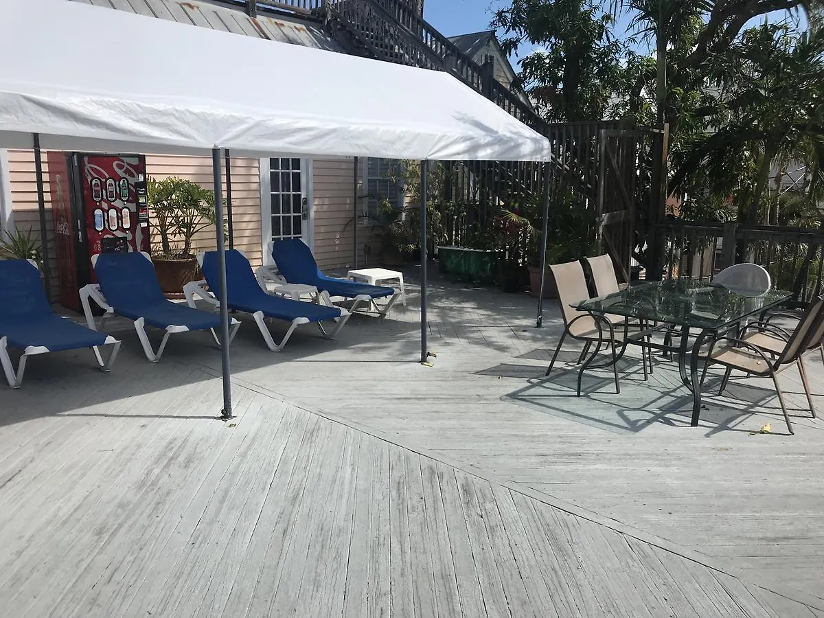 New Orleans House - Gay Male Adult 2* קי וסט