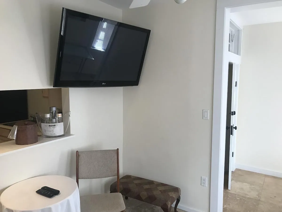 New Orleans House - Gay Male Adult בית הארחה 2*