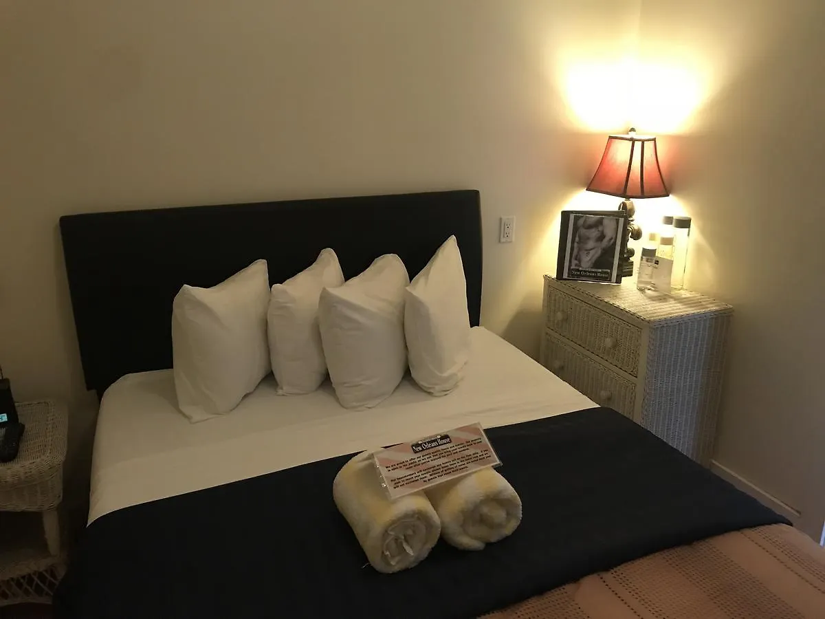 New Orleans House - Gay Male Adult 2* קי וסט
