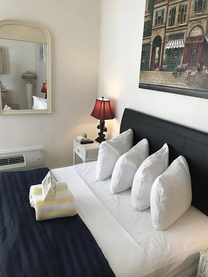 New Orleans House - Gay Male Adult 2* קי וסט