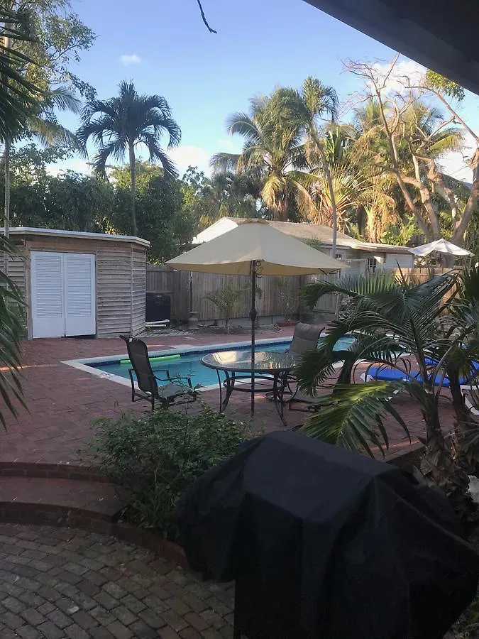 New Orleans House - Gay Male Adult 2* קי וסט