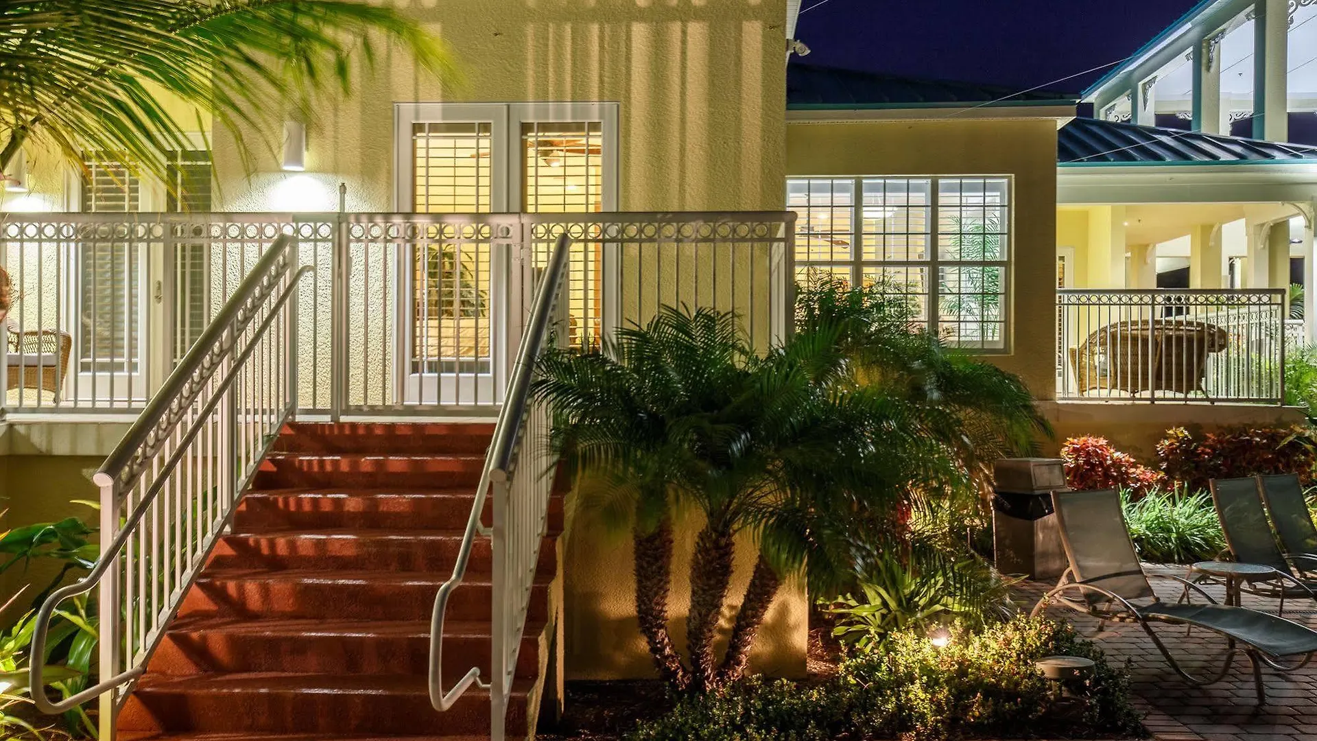 Harbour Oceanfront * Key West