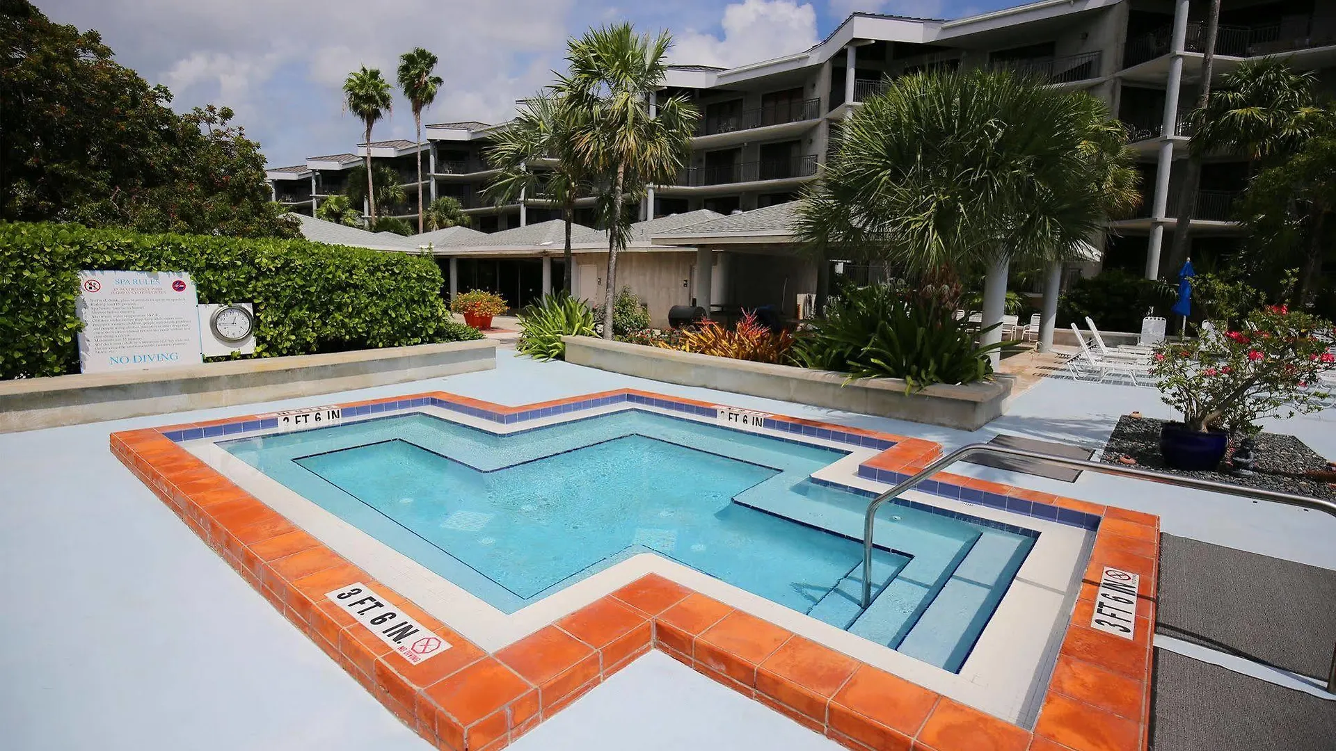 1800 Atlantic Apartment