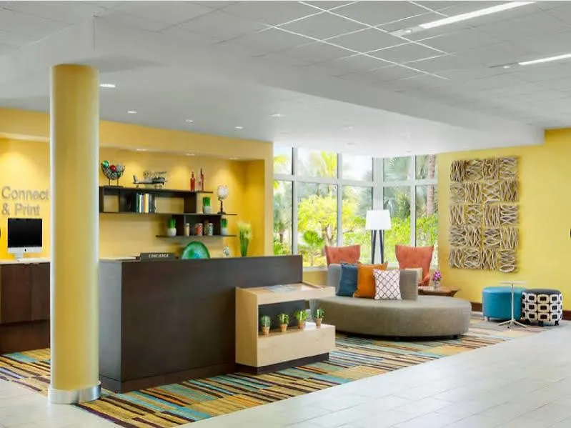 Hotel Fairfield & By Marriott At The Keys Collection 3*
