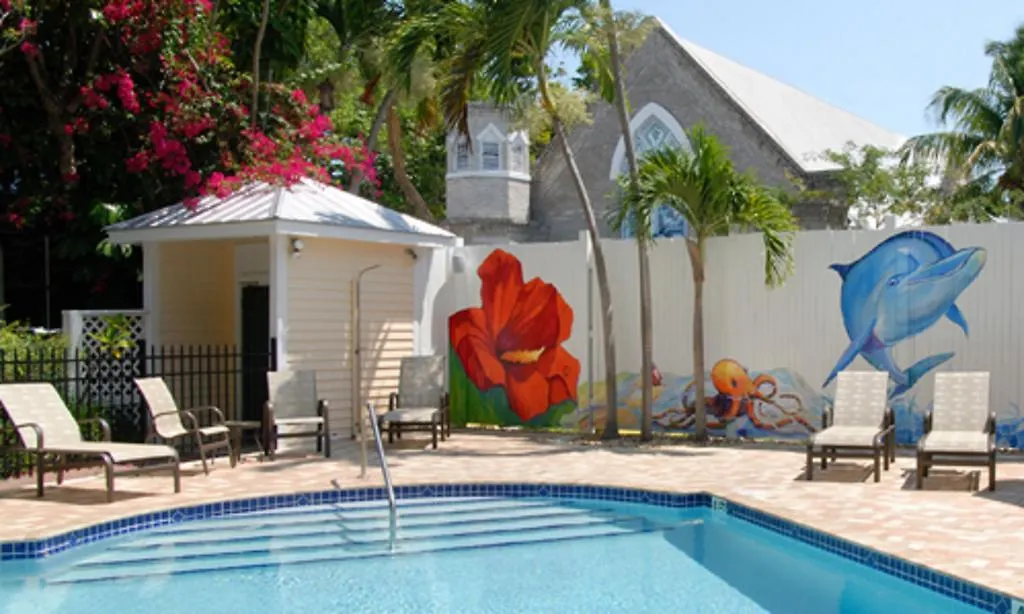 Duval House Bed & Breakfast 3*
