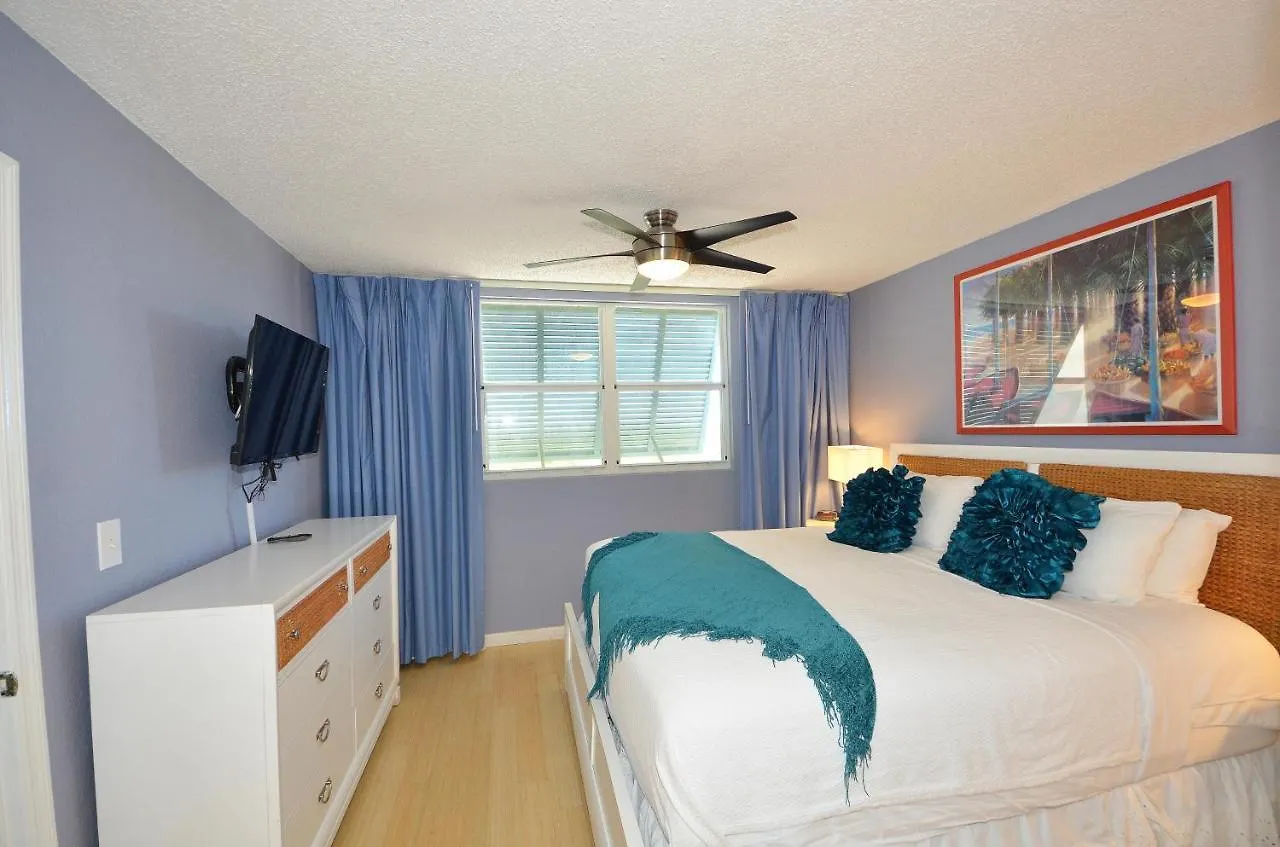 Sunrise Cayo Coco #208 Apartment Key West