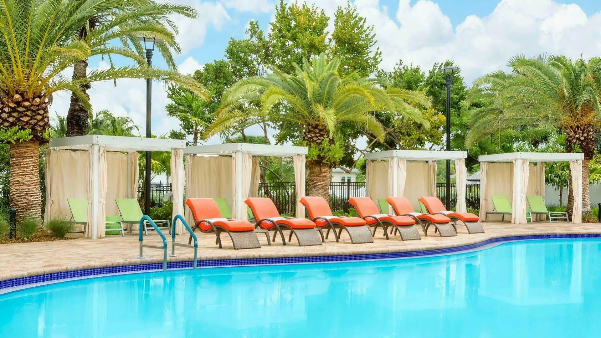 Fairfield & By Marriott At The Keys Collection 3*