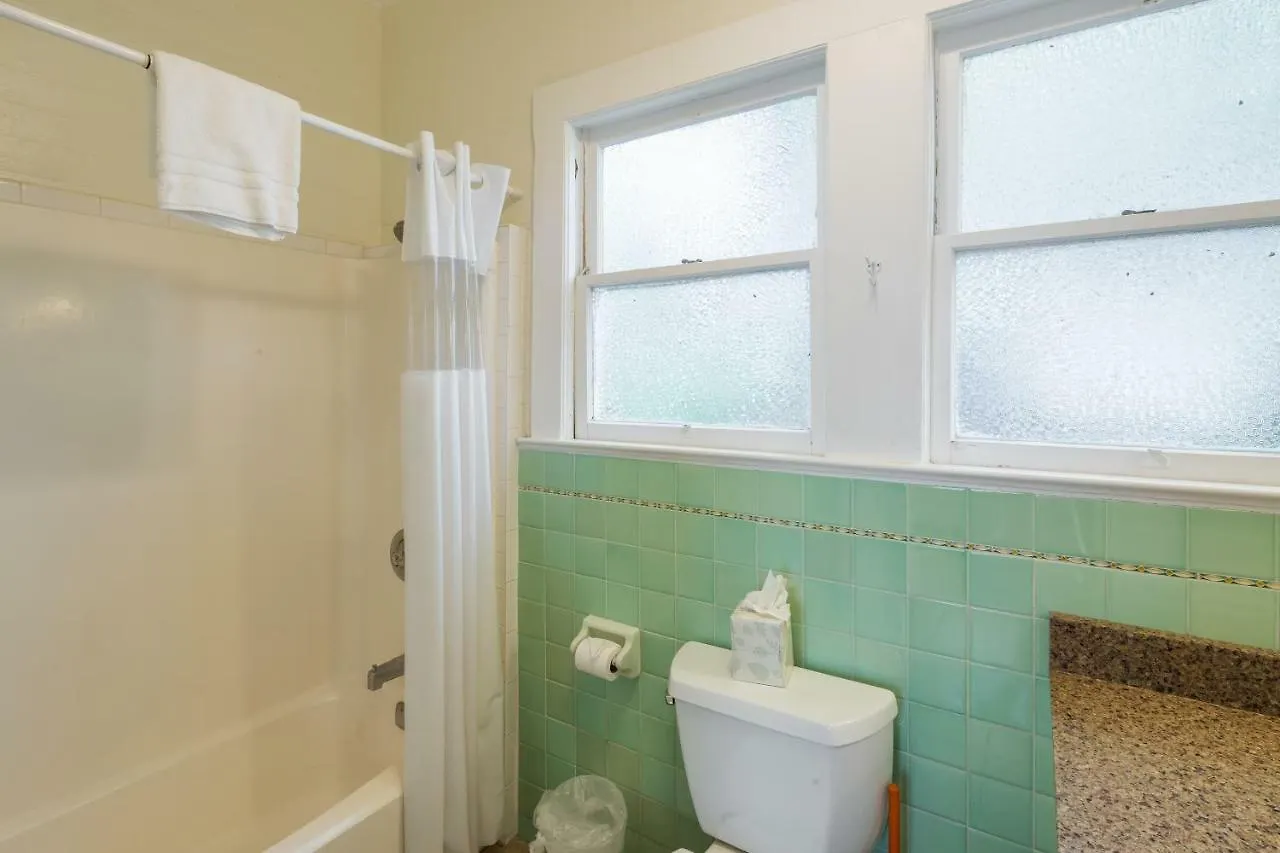 Holiday home Tradewinds