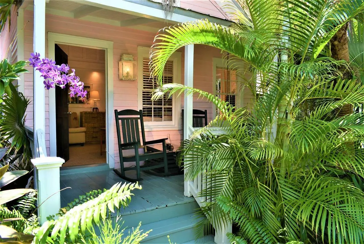 西蒙顿庭院历史小屋宾馆