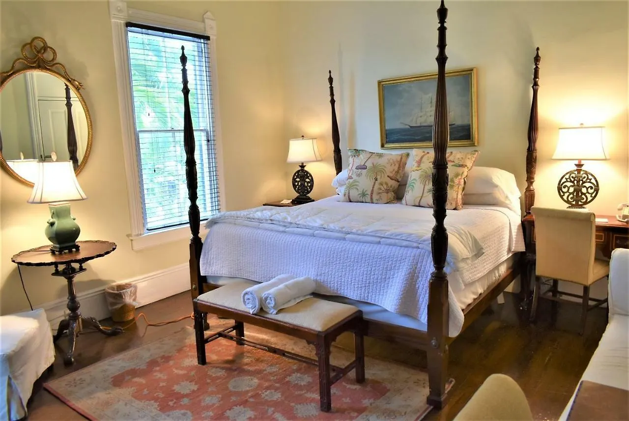 Simonton Court Historic &