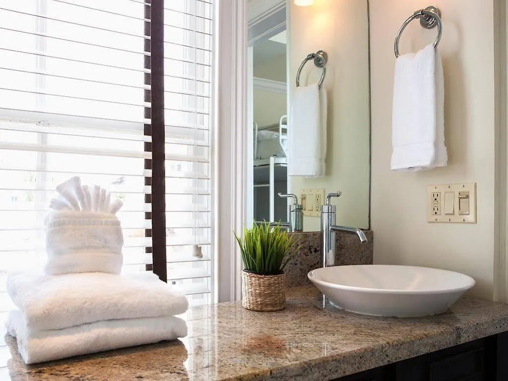 Nyah - Adult Exclusive Bed and breakfast
