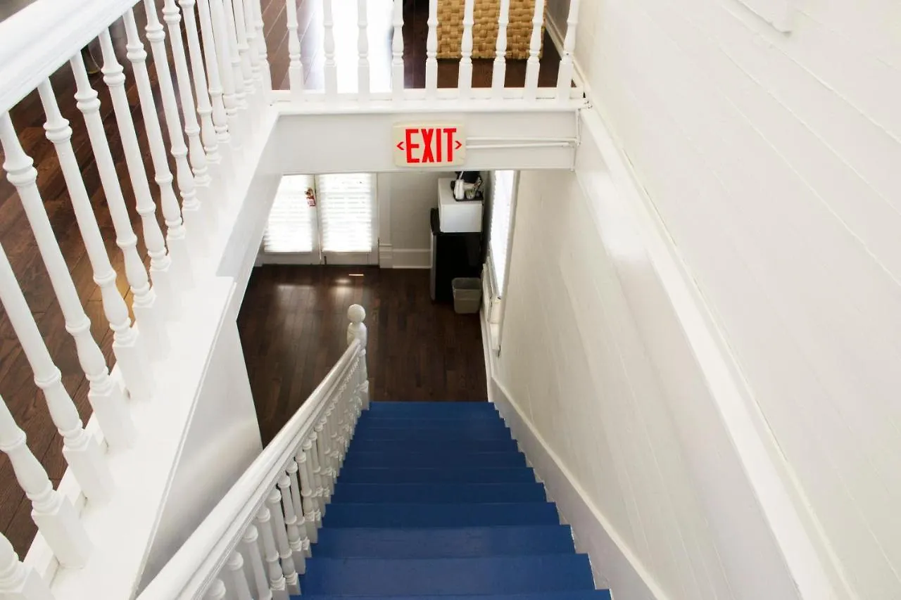 Bed & Breakfast Duval House 3*