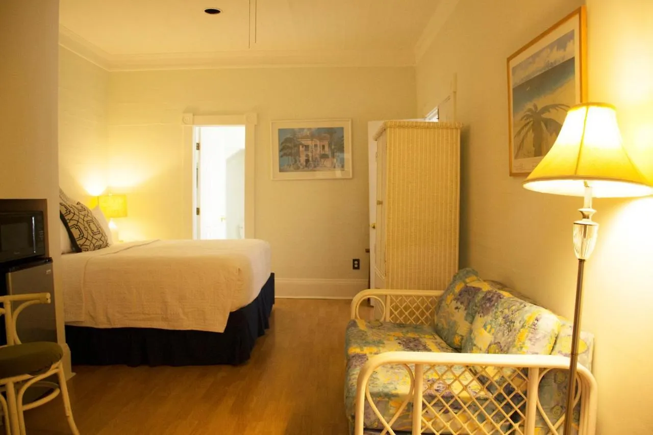 Duval House Bed & Breakfast Key West